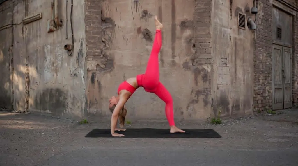 WORKSHOP: Open your Heart: The Art of Safe Backbends